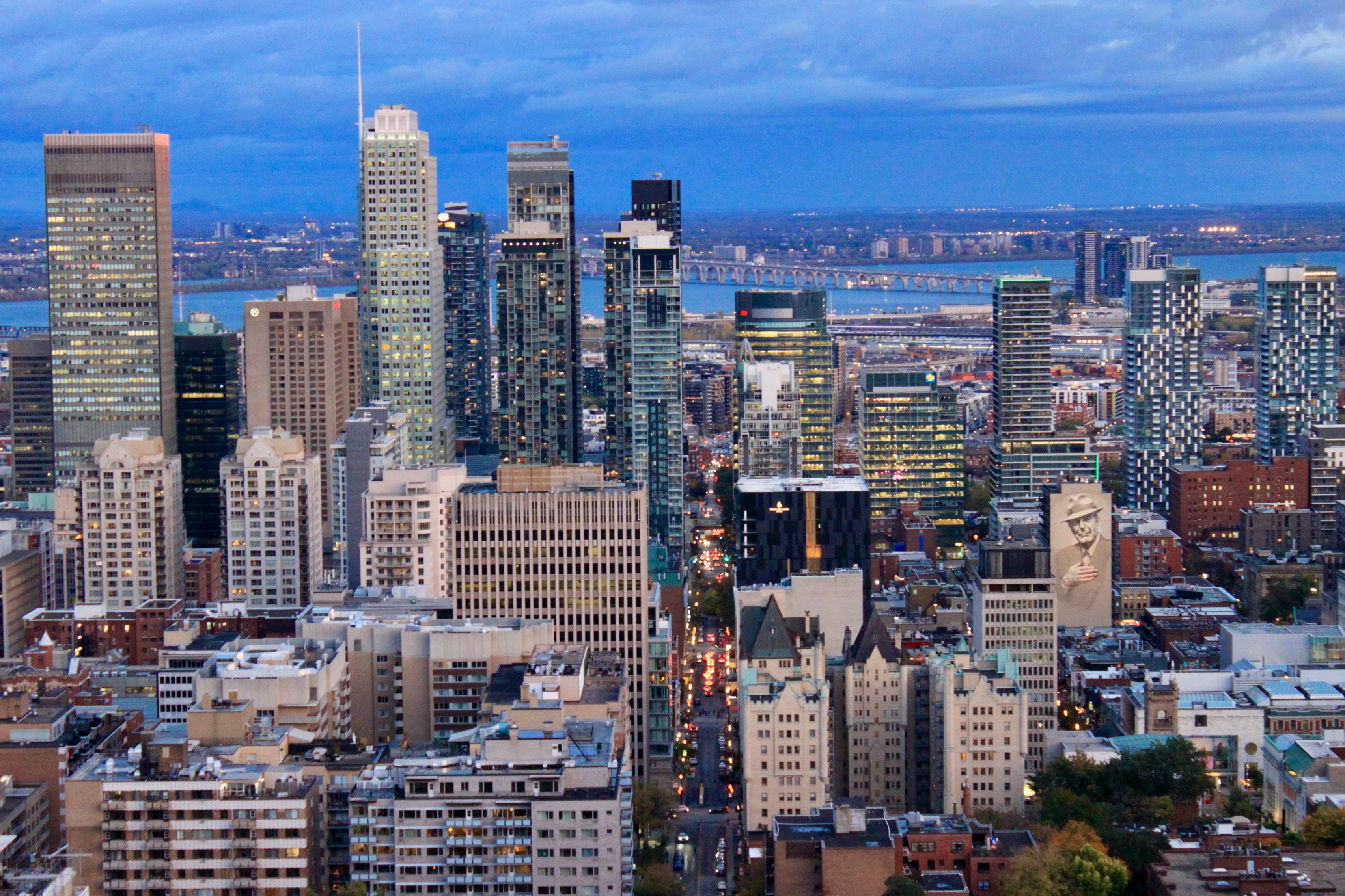 Montreal VPN background